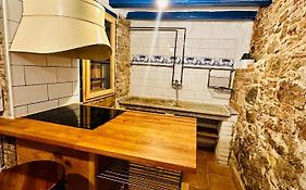 Artistic Central Apartment